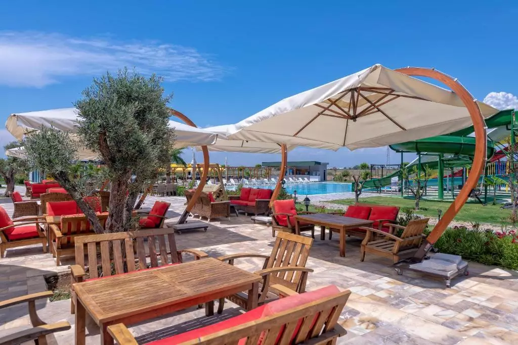 آرماس سان رایز لارا آنتالیا